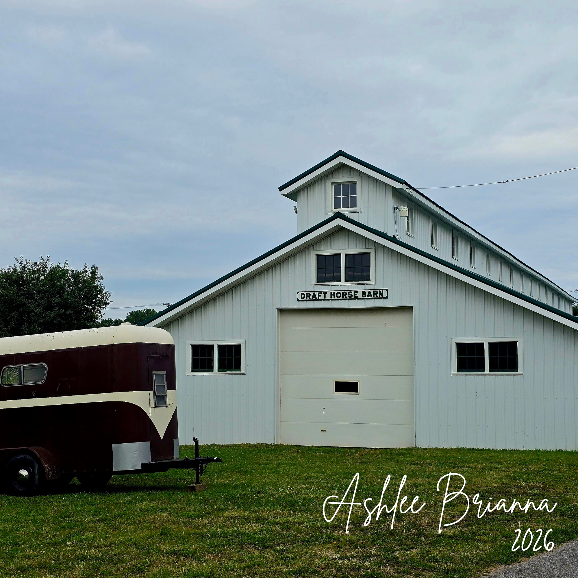 HORSE BARN